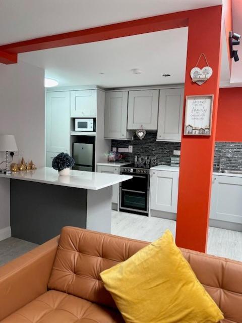 Trinity Apartments Four 1-Bedroom Apts Waterford City Centre エクステリア 写真