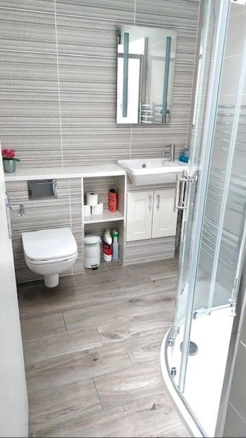 Trinity Apartments Four 1-Bedroom Apts Waterford City Centre エクステリア 写真