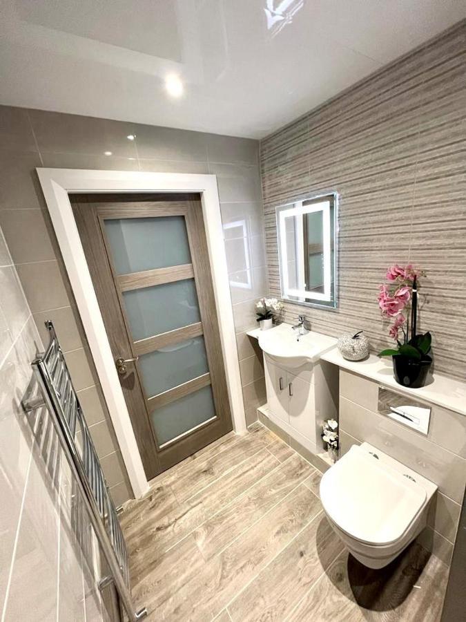 Trinity Apartments Four 1-Bedroom Apts Waterford City Centre エクステリア 写真