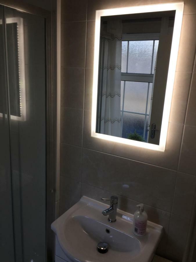 Trinity Apartments Four 1-Bedroom Apts Waterford City Centre エクステリア 写真